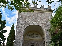 DSC 3367   -   INGRESSO IN ASSISI